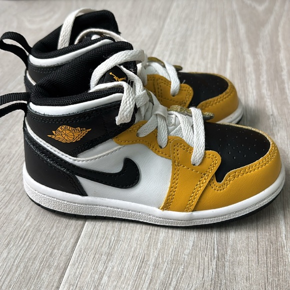 Nike Other - Nike Jordan 1 Mid Toddler Sneakers Yellow Ochre size 8C